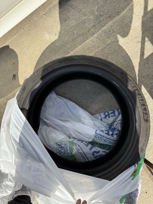 Michelin pilot sport 4S 225/40/19