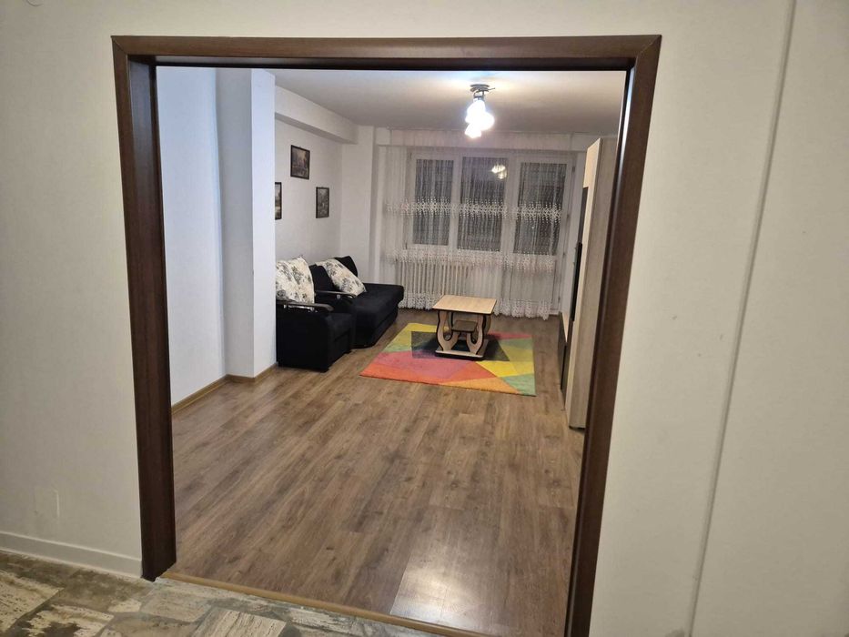 Apartament cu 3 Camere de Inchiriat in Slobozia