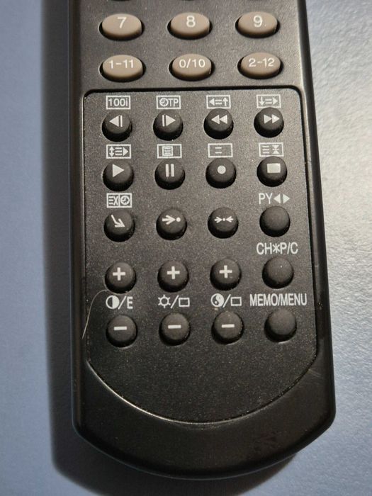 Telecomanda universală model URC001-7A, soluție „9-în-1”