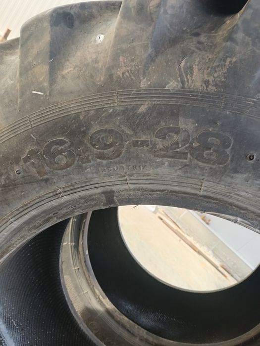 Продавам гуми за трактор марка GTK