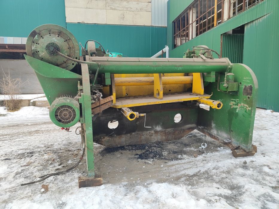 Продам гильотина механическая 16 мм.