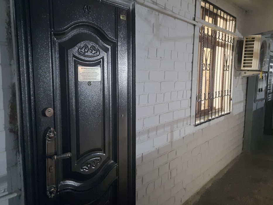 Srochno 3xonali kvartira sotiladi