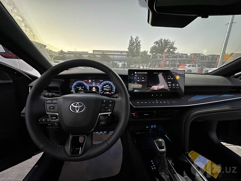 Toyota Camry Gibrid Full