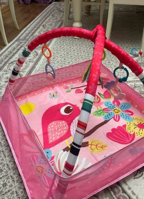 Отдам бесплатно детский коврик и конверт на выписку