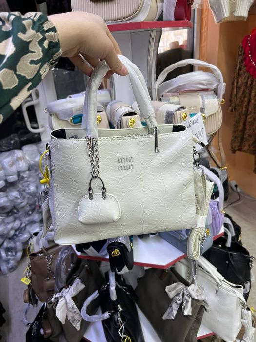 Женские сумка очен аккуратна стилно