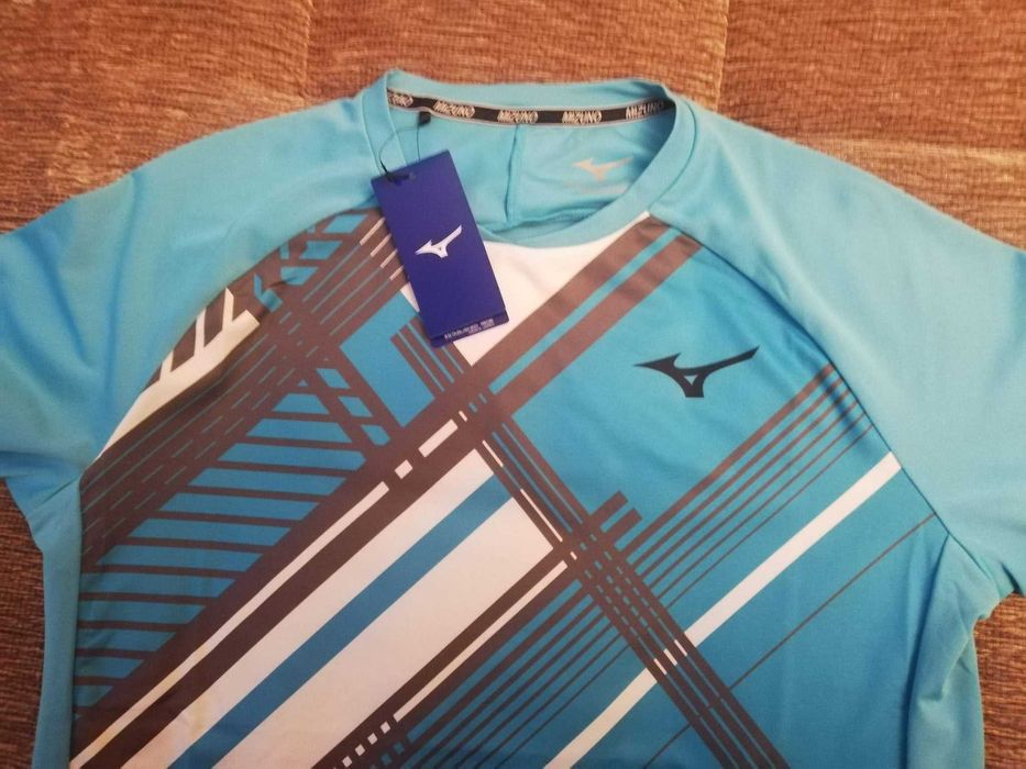 с етикета Mizuno тениска М размер