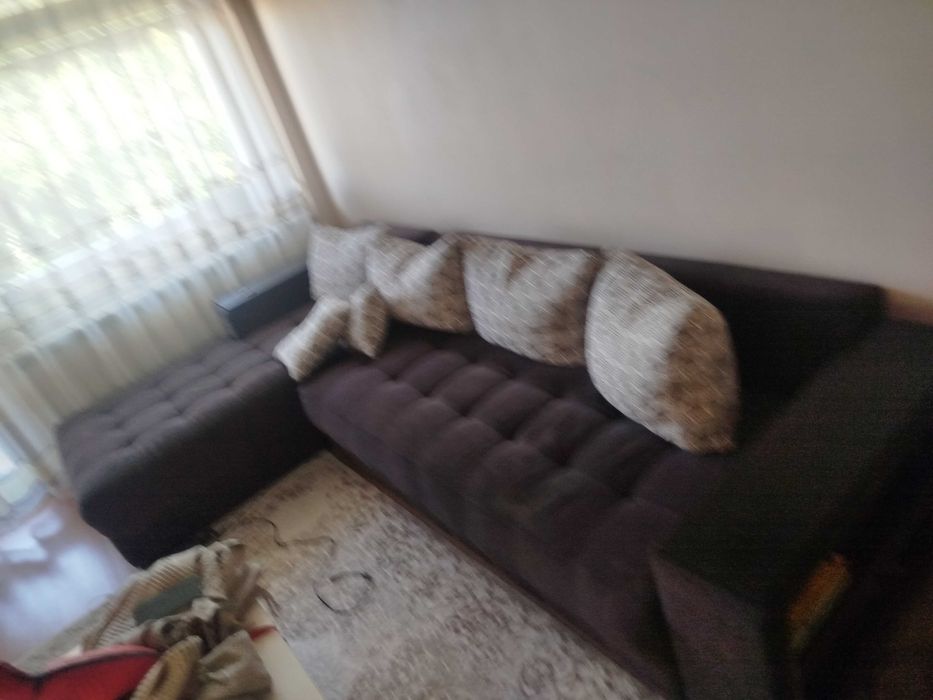 Продавам Ъглов Диван
