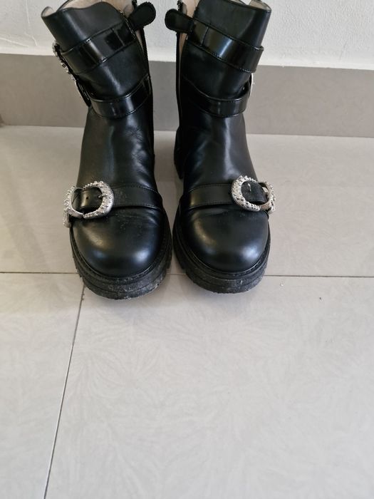 Боти Cesare Paciotti