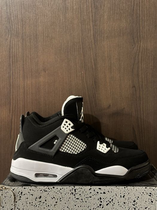 Air Jordan 4 - 40,41,42,45