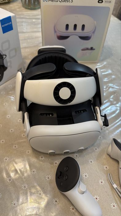 Продам VR очки Meta Quest 3 512 ГБ