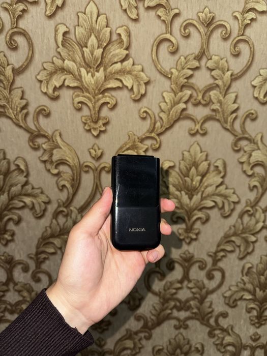 Sotiladi Nokia 2720