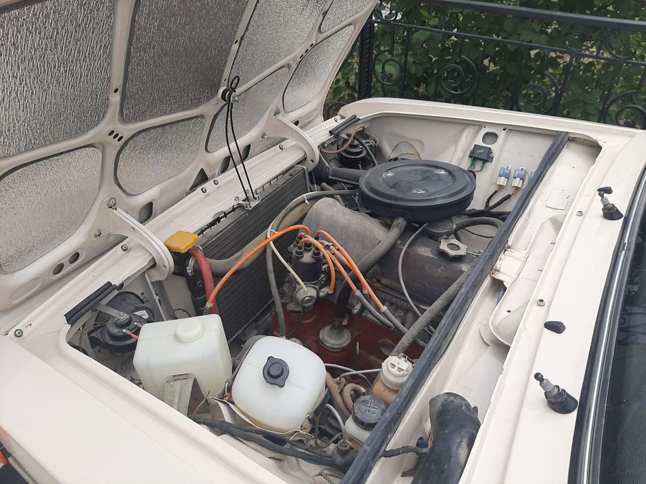 Жигули ВАЗ- 2103