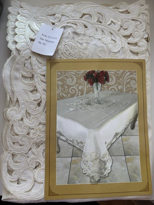 Новая скатерть 150×220 см