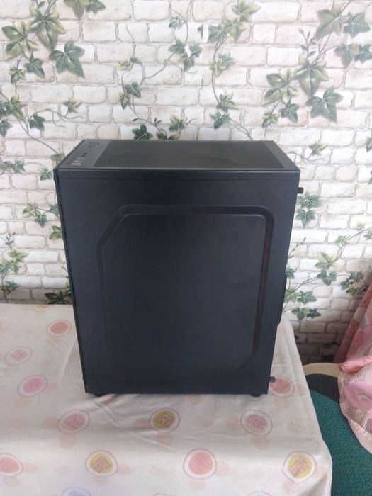 Carcasa Pro Gaming Element, Middle Tower, ATX