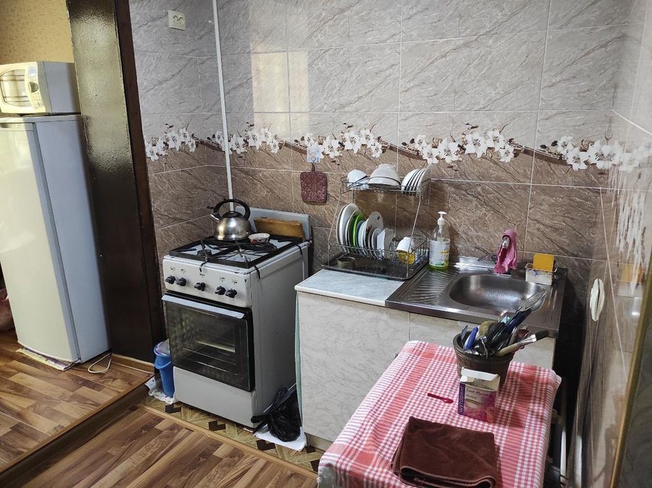 Продается 3-х комнатная квартира, в 1 микрорайоне, на Октябре (от собс