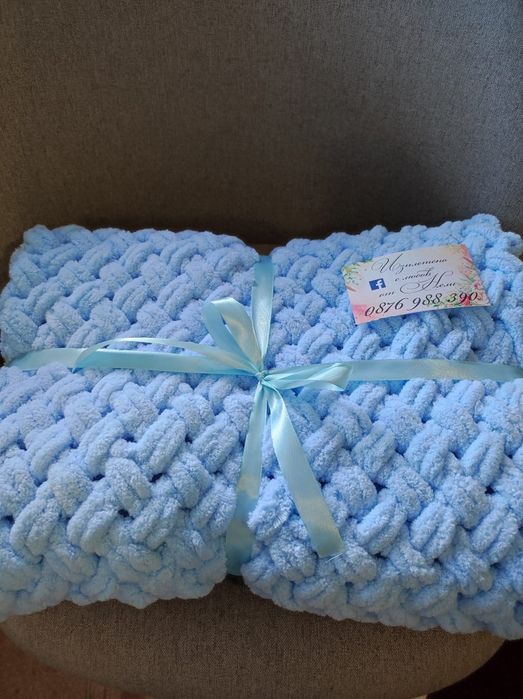Бебешка пелена завивка ръчно плетиво