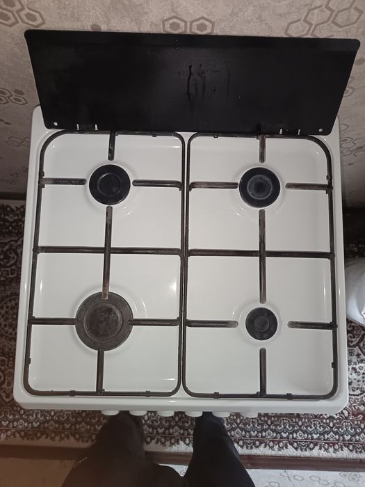 Gaz Plita sotiladi