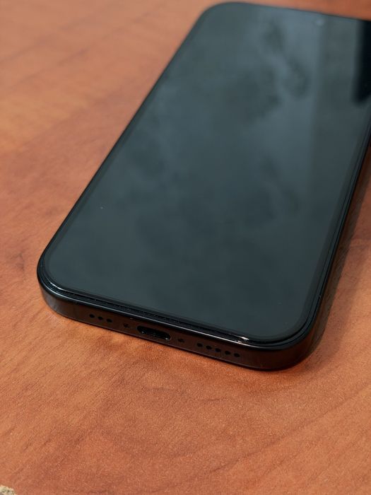 IPhone 16 pro Black