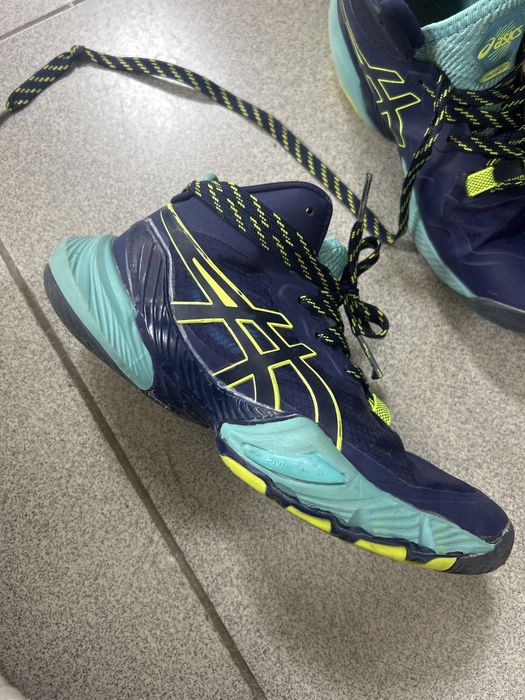 asics кроссы 7 месяцев