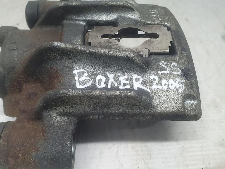 Etrier stanga spate Peugeot Boxer 1 Typ244 (2002 - 2006)