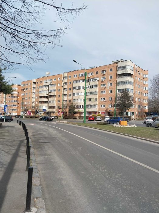 Vand garsoniera in Brasov Centrul Civic - Toamnei