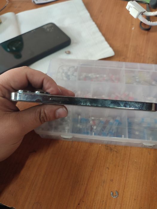 Айфон 13 про продам