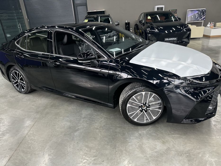 Tayota Camry limited 2025 Japan