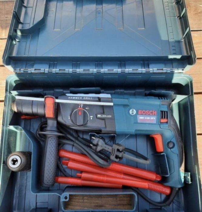 Нов Немски Перфоратор BOSCH 2-28 ,1000W Бош 2-28 с 2 патронника!!!