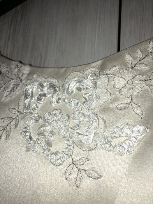 Срочно продам! Платье!