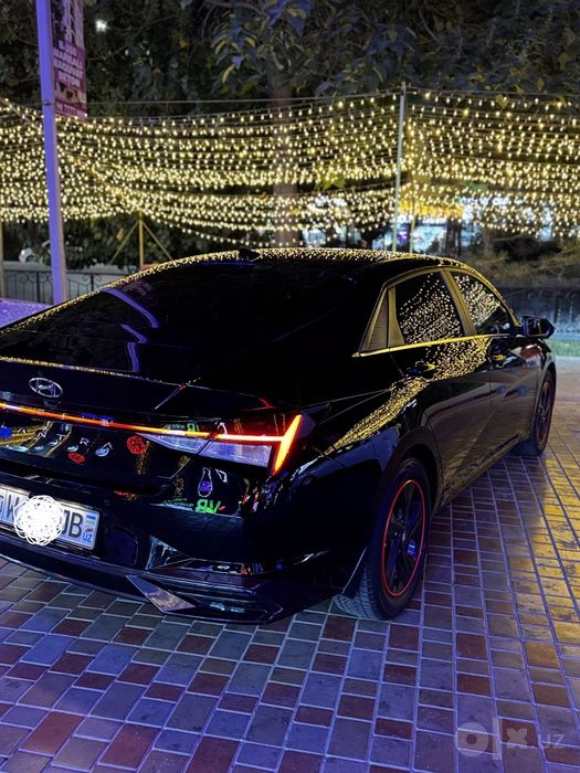 Hunday elantra savdosi bor
