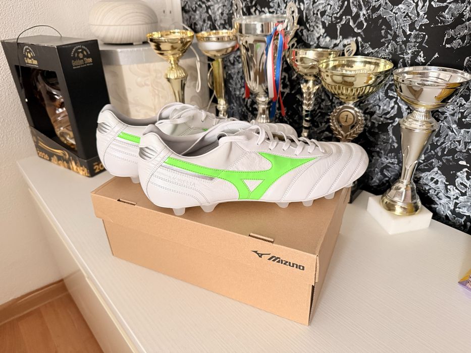 Mizuno Morelia Neo IV Elite – White/Neon Green