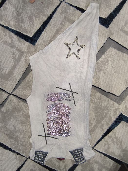 Shimlar bilan kiyiladigan mayka