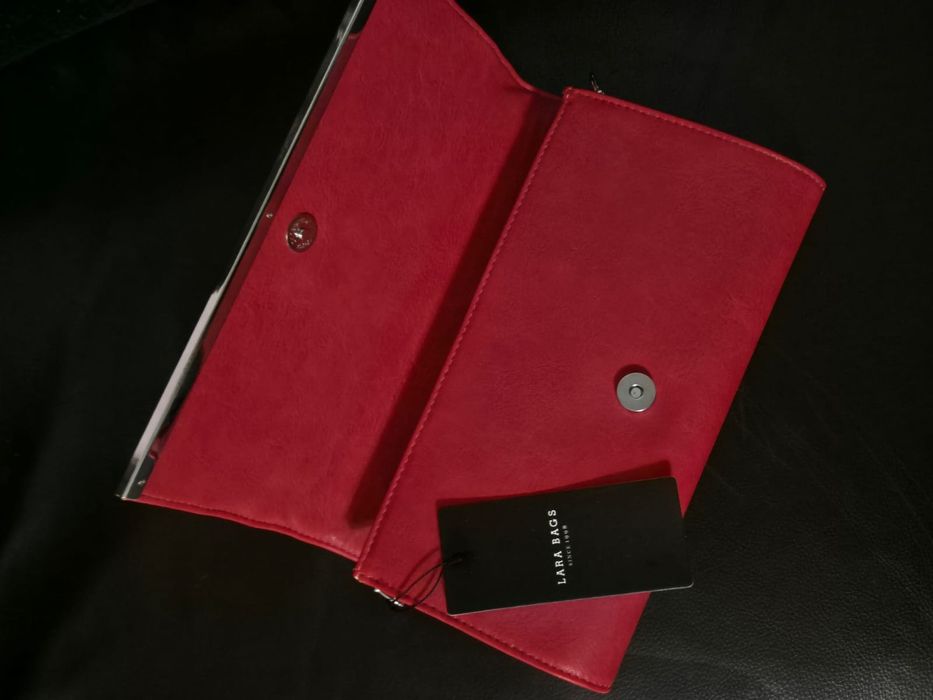 Poșetă elegantă roșie Lara Bags  model KIKA L