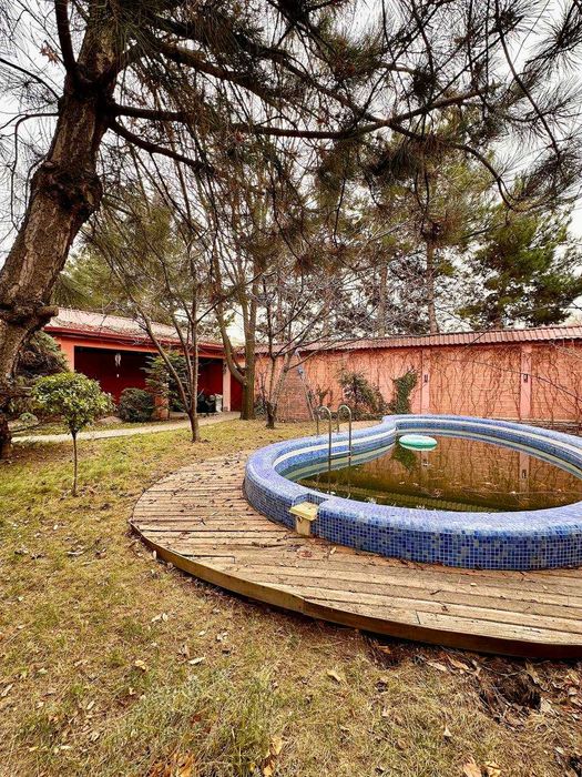 Дом 5.4 сотки на Карасу ул Авайхон Комнат - 8 срочно