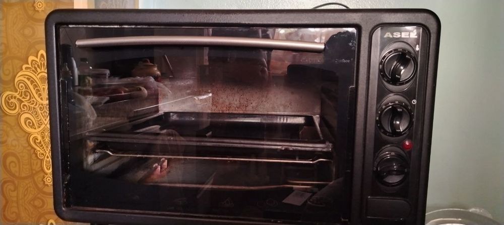 Продаю духовку на электричестве