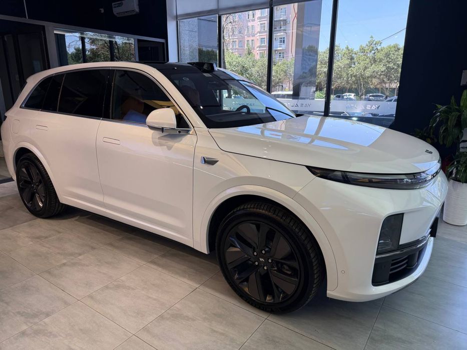 Lixiang L7 ULTRA рестайлинг 2026 обновлённый модель  в налили