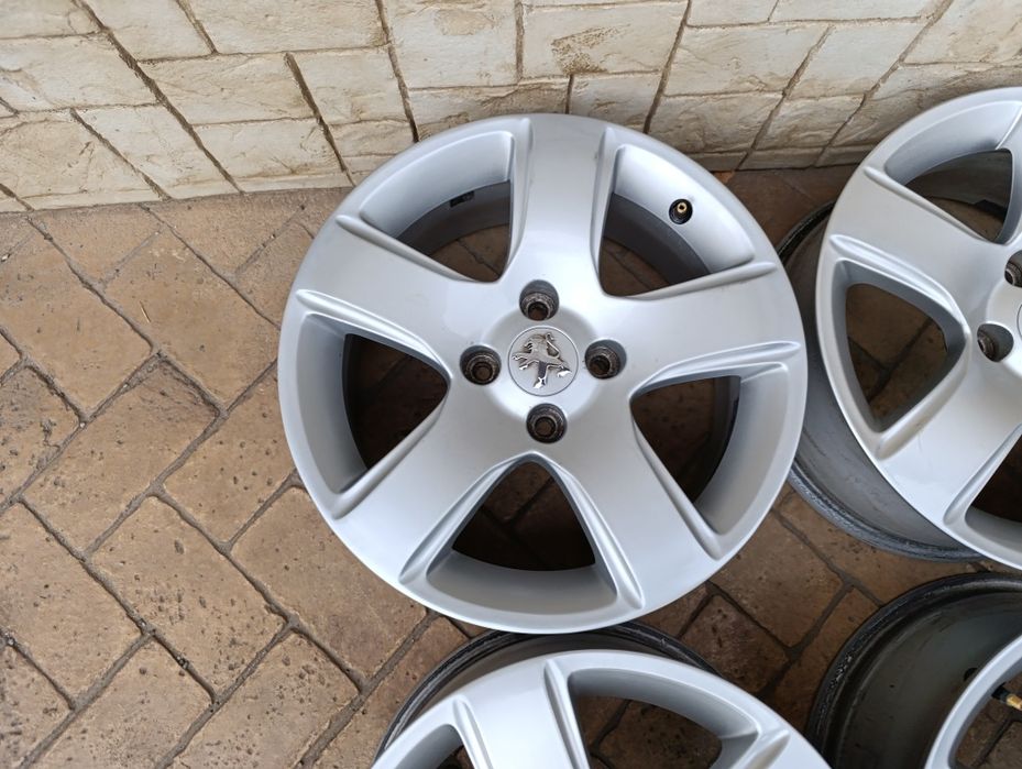 Оригинални джанти за Пежо 4х108 16 цола