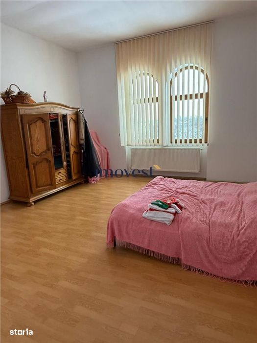 Proprietate Premium de Vanzare Castel Istoric cu Domeniu de 52.000 mp