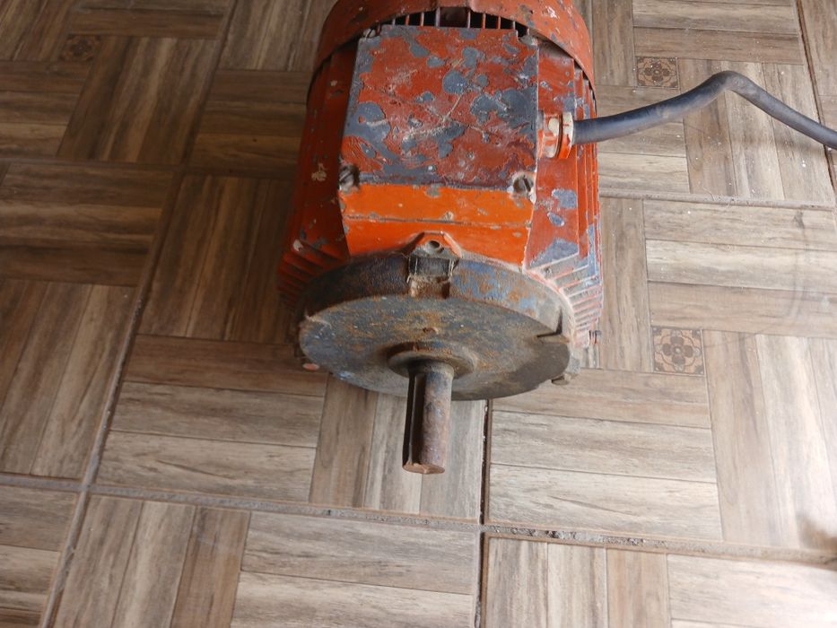 Асинхроннный Двигатель Аирс100S4УЗ