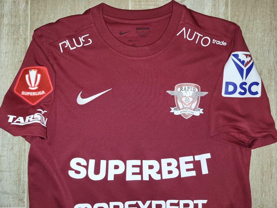 Tricouri Rapid Bucuresti Superliga de joc