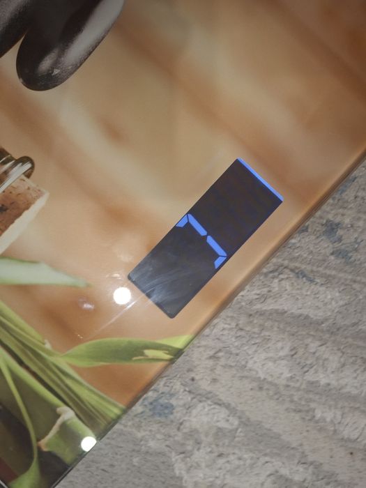 Весы электронный продам