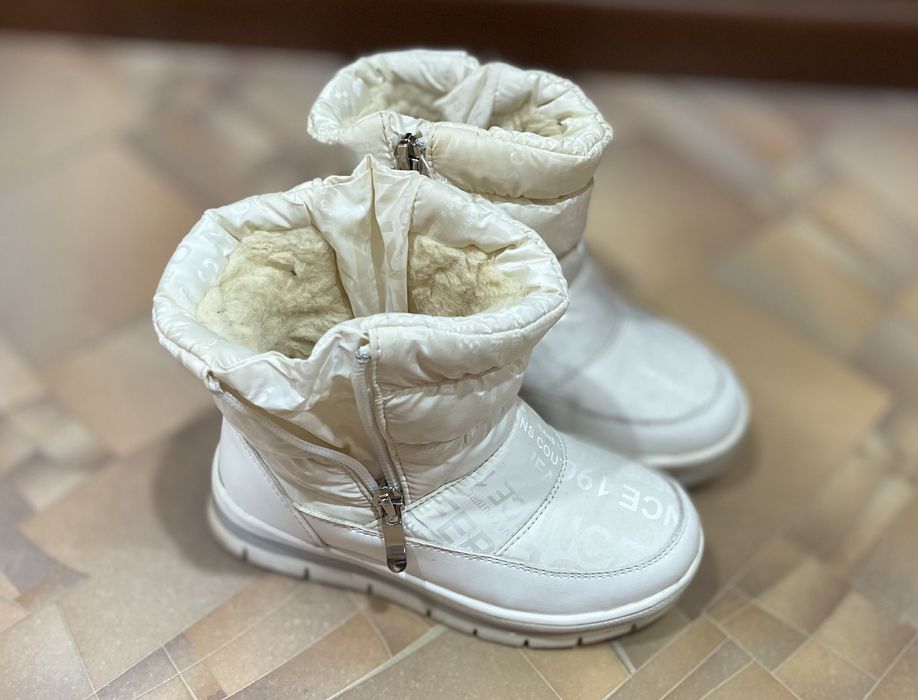 Продам дутики