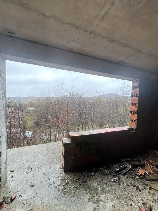 Продавам къща в село