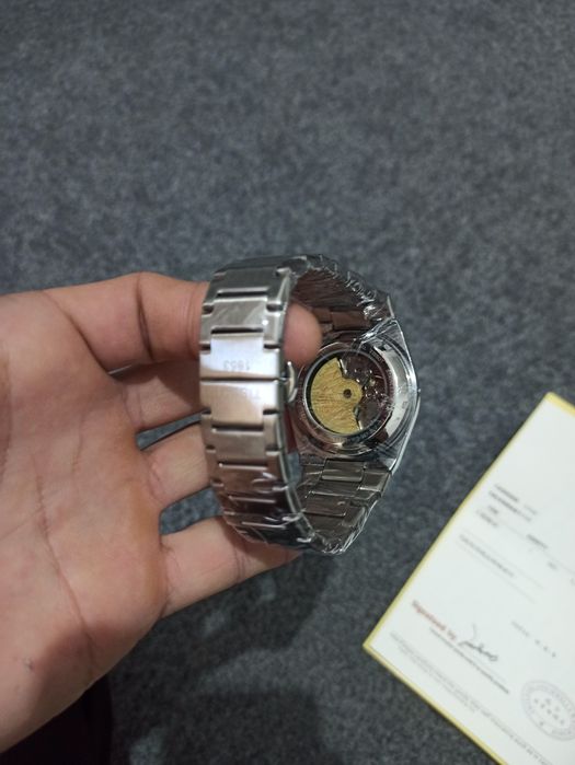 Tissot erkaklar soati shivetsariski