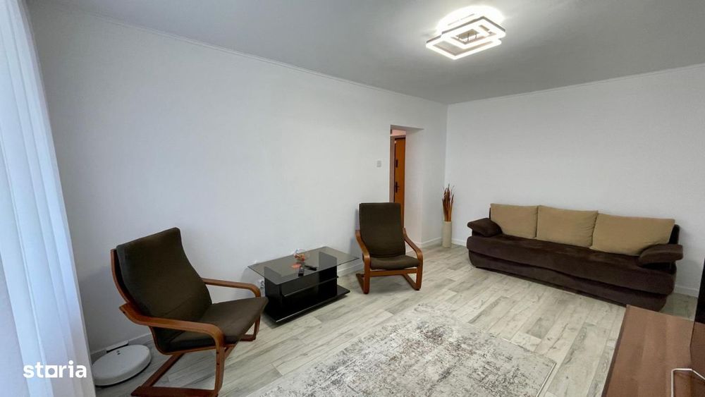 Apartament 3 camere, decomandat, zona ultracentrala, bloc Mobilux, eta