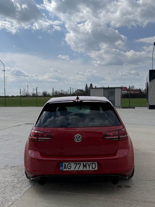 VOLKSWAGEN Golf 2014 — imagine 4