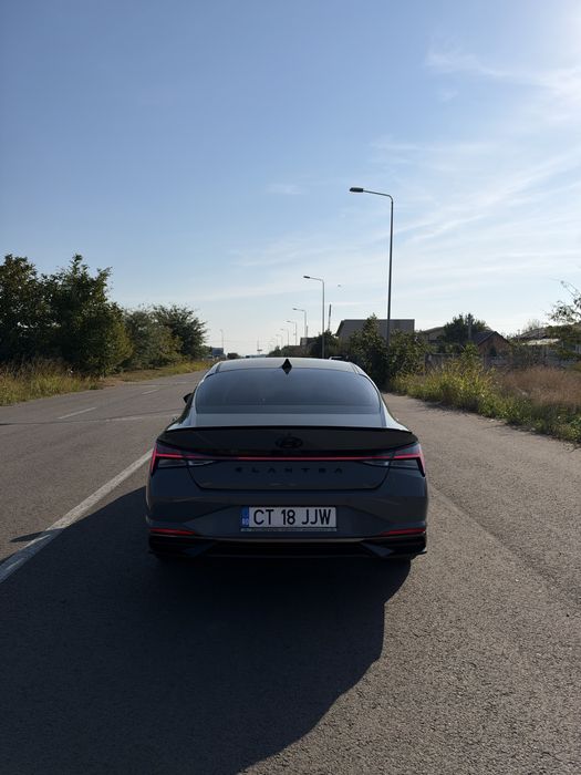 HYUNDAI Elantra 2021 — imagine 2