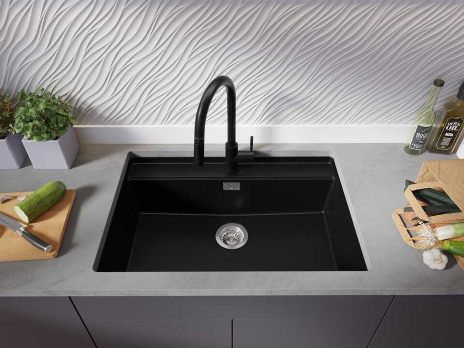 Черна кухненска мивка за вграждане под плот Берген 80 Low 760x530 мм