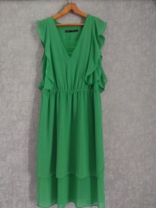 Платье шифоновые.