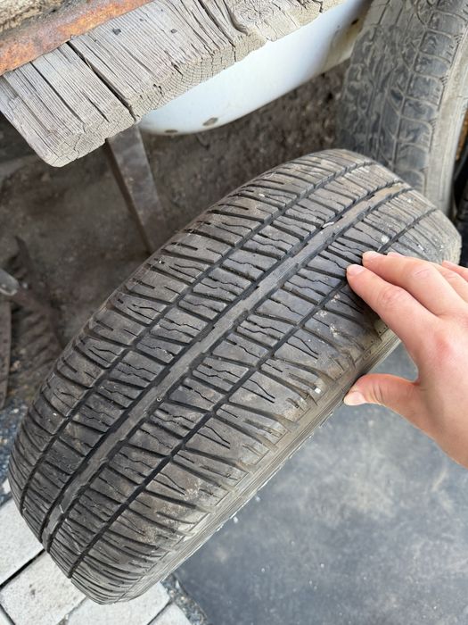 Продам шины с дисками 185/65 R14